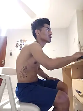 LeonRoots online show from 11.02.25