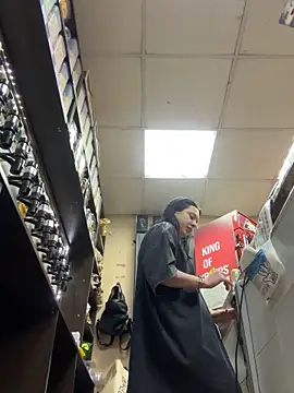 Snapshot of AlishaPrettyBlade chatting on 09.20.25 AlishaPrettyBlade online show from 09.20.25