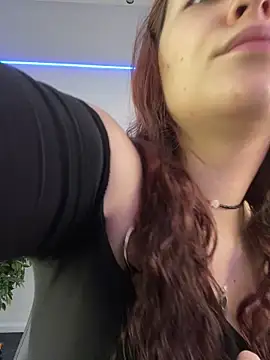 AshleySkott  online show from 10.25.25