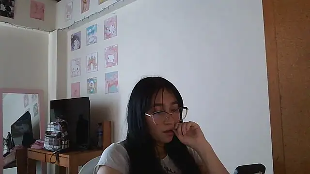 Arielle lov online show from 11.13.25