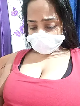 Snapshot of COZY_ROZI chatting on 09.30.25 COZY ROZI online show from 09.30.25