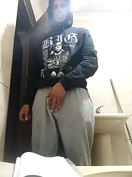 Snapshot of Quint3n chatting on 11.21.25 Quint3n online show from 11.21.25