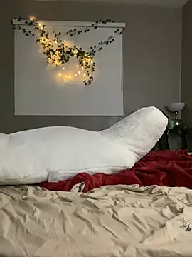 PersianCream77 online show from 02.21.25