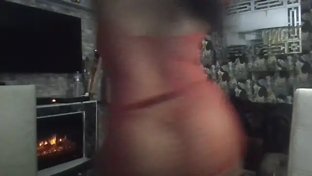 Snapshot of Louna45dv chatting on 09.20.25 Louna45dv online show from 09.20.25