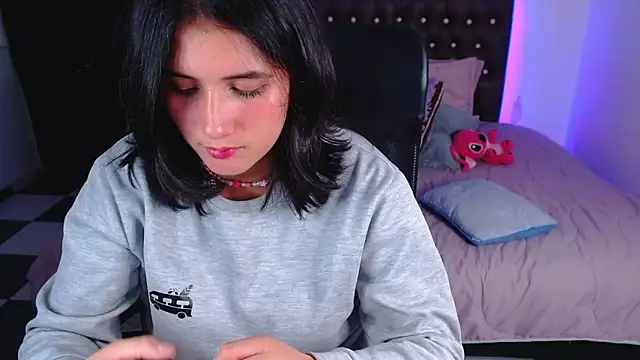 amy royale online show from 03.11.25