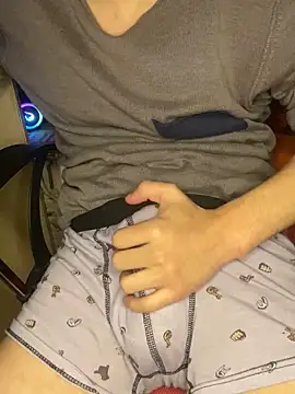 Snapshot of BaltacZ chatting on 02.20.25 BaltacZ online show from 02.20.25