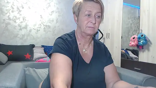 RosesandLillies online show from 03.15.26