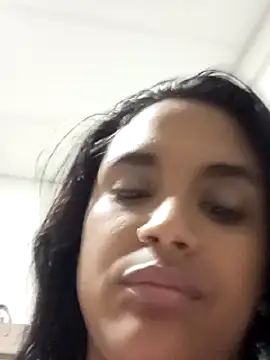 Snapshot of victoria_roussee chatting on 03.02.25 victoria roussee online show from 03.02.25