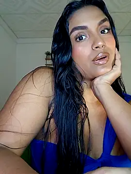Snapshot of victoria_roussee chatting on 09.12.25 victoria roussee online show from 09.12.25