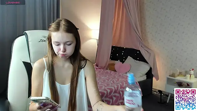 boozekirs  online show from 09.24.25