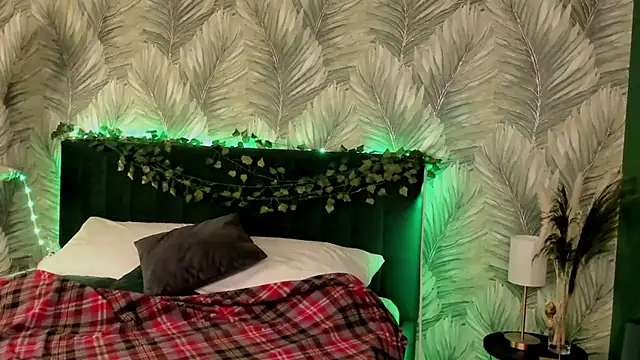 boozekirs  online show from 11.06.25