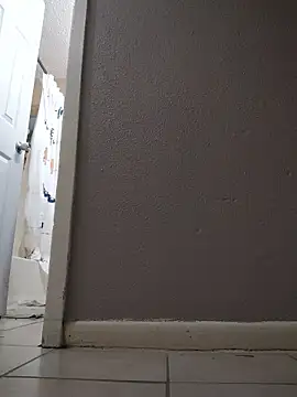 HTXBELLE online show from 11.26.25