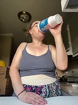 HTXBELLE online show from 12.13.25