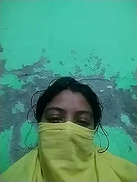 Snapshot of cuteangel9999 chatting on 10.11.25 cuteangel9999 online show from 10.11.25