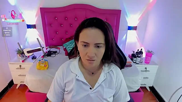 Nathalia rodriguezz online show from 10.01.25