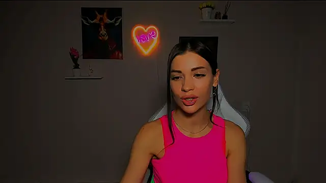 Snapshot of KetiWils chatting on 03.09.25 KetiWils online show from 03.09.25