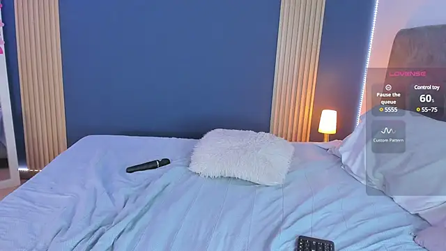 AbellaFox  online show from 02.25.25