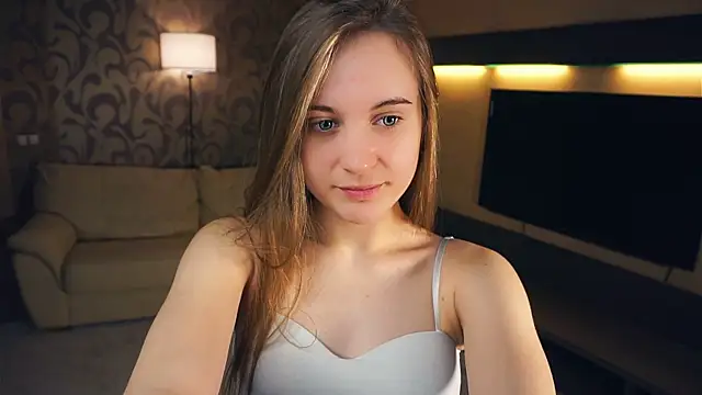 QuennaCoote online show from 03.05.25