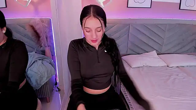 Cristal collinss online show from 03.06.25