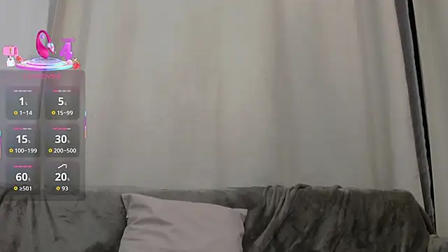 JanelleBrown  online show from 10.03.25