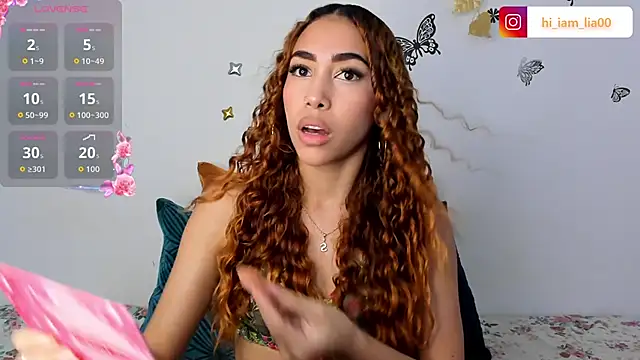 Snapshot of LiaHansson chatting on 09.08.25 LiaHansson online show from 09.08.25