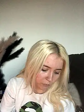 Blondie Sofia Essexbabe online show from 11.28.25