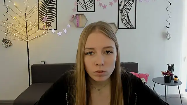 AnnNorriss online show from 02.23.25