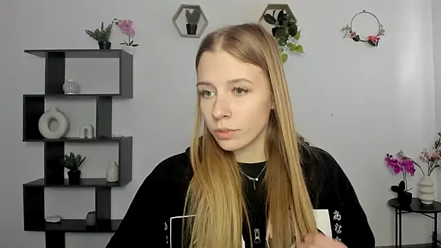 AnnNorriss online show from 02.27.25