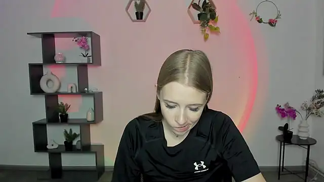 AnnNorriss online show from 03.17.25