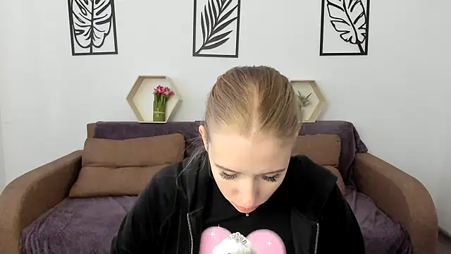 AnnNorriss online show from 03.21.25