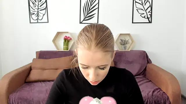 AnnNorriss online show from 03.21.25