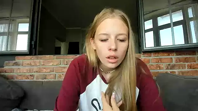 AnnNorriss online show from 09.21.25