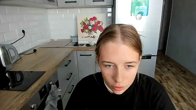 AnnNorriss online show from 10.20.25