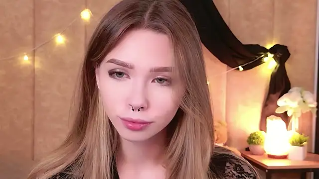 Sierra Fane online show from 11.21.25