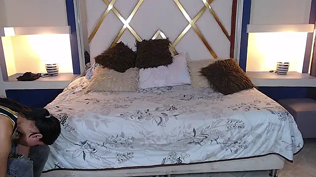 Snapshot of SaraClub_JY chatting on 02.22.25 SaraClub JY online show from 02.22.25