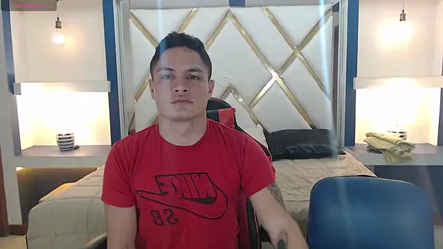 Snapshot of SaraClub_JY chatting on 10.14.25 SaraClub JY online show from 10.14.25