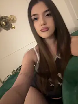 NaomiMulan online show from 03.19.25