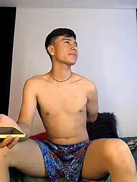 Snapshot of Andres_Sebas chatting on 02.20.25 Andres Sebas online show from 02.20.25