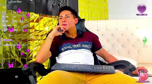 Angel Medina online show from 03.01.25