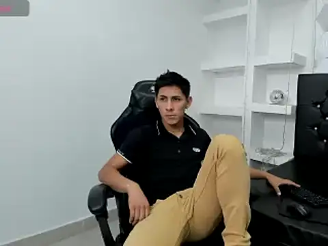 Angel Medina online show from 03.12.25