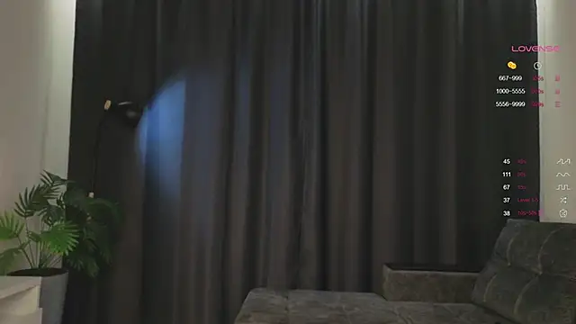 Nerdy Amy online show from 10.05.25