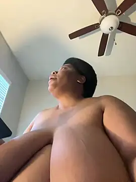 Snapshot of Deshay30 chatting on 02.15.26 Deshay30 online show from 02.15.26