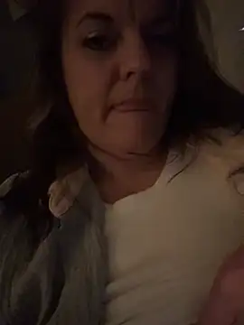 Snapshot of SirensKissss chatting on 02.23.25 SirensKissss online show from 02.23.25