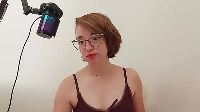 Elise Nyx online show from 10.03.25