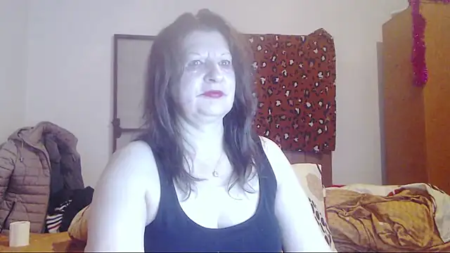 Snapshot of ExtasyMature chatting on 02.06.26 ExtasyMature online show from 02.06.26