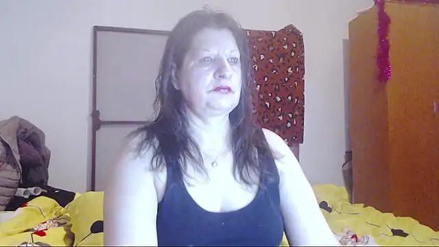 Snapshot of ExtasyMature chatting on 02.26.26 ExtasyMature online show from 02.26.26