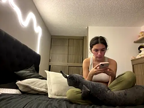 DesireLuxe online show from 01.09.26