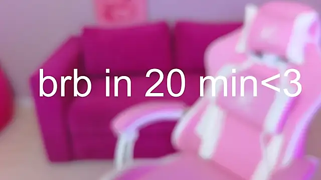 Snapshot of KristinMoore chatting on 03.21.25 KristinMoore online show from 03.21.25