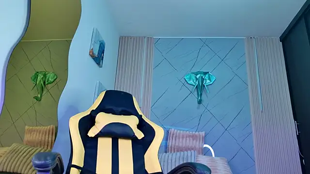 Snapshot of Rachel_rivera chatting on 09.18.25 Rachel rivera online show from 09.18.25