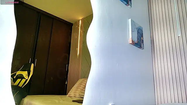 Snapshot of Rachel_rivera chatting on 09.23.25 Rachel rivera online show from 09.23.25